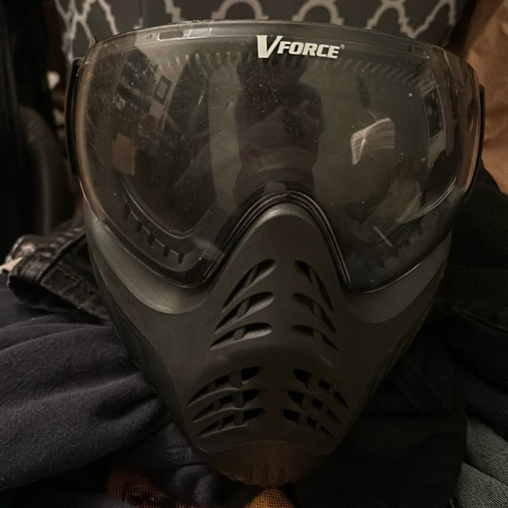 V force scropion force paintball mask color kencaid black 60$ obo
